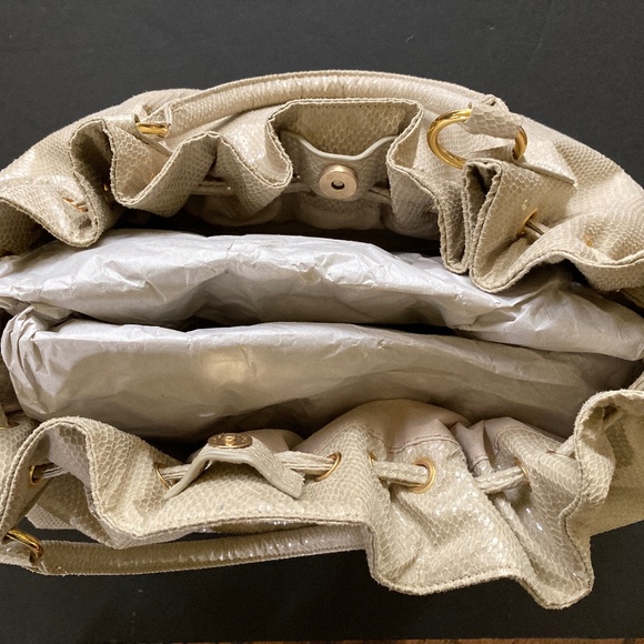 Big Buddha Snake Embossed Double Handle Satchel/Pale Green/NEW/NEVER USED! - Picture 9 of 12